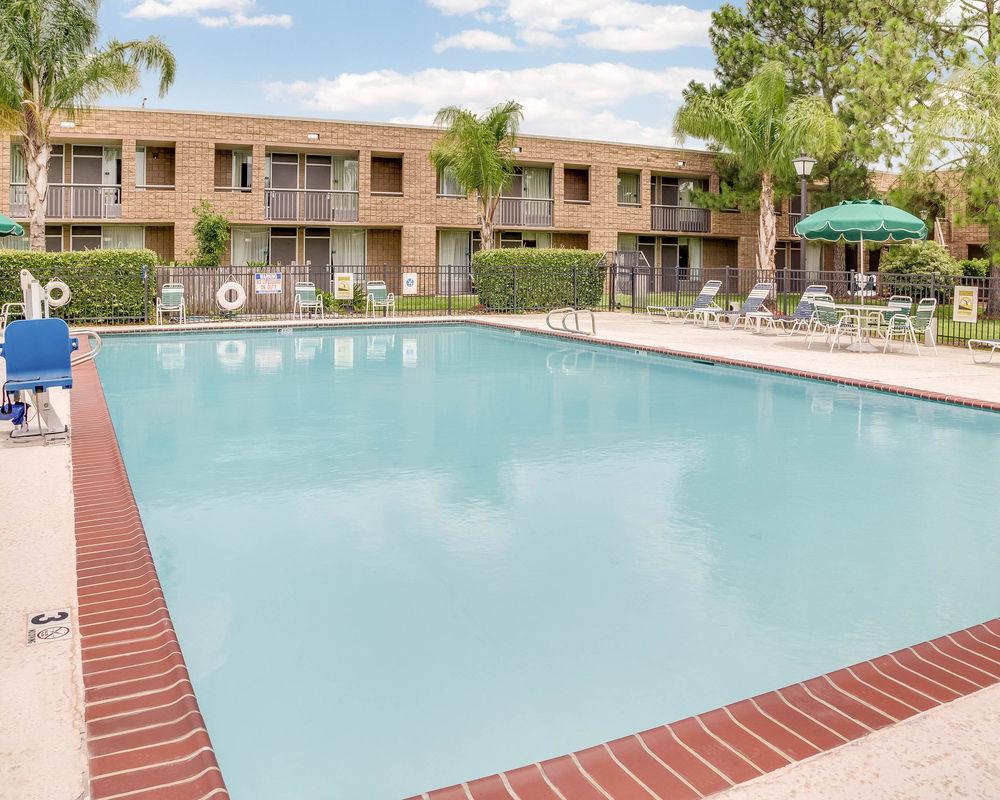 Motel 6-La Place, La Luaran gambar
