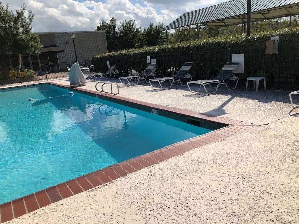 Motel 6-La Place, La Luaran gambar