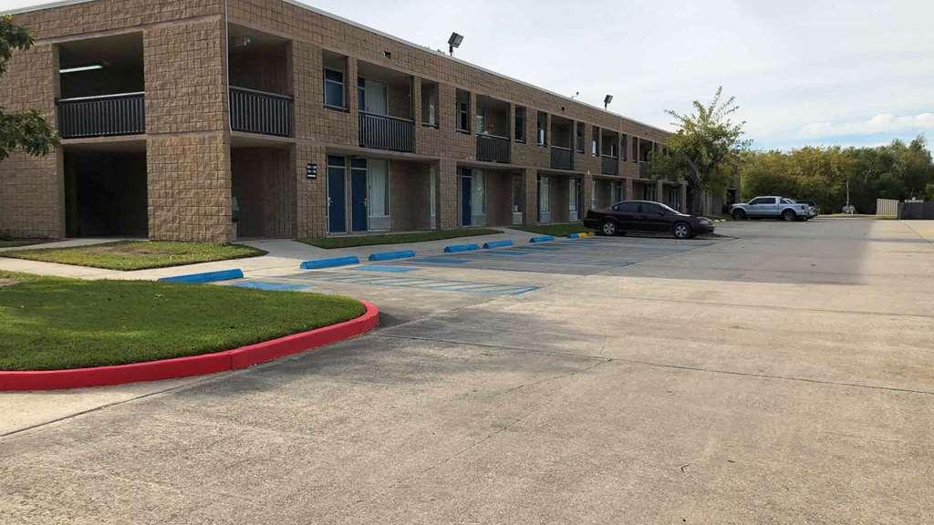 Motel 6-La Place, La Luaran gambar